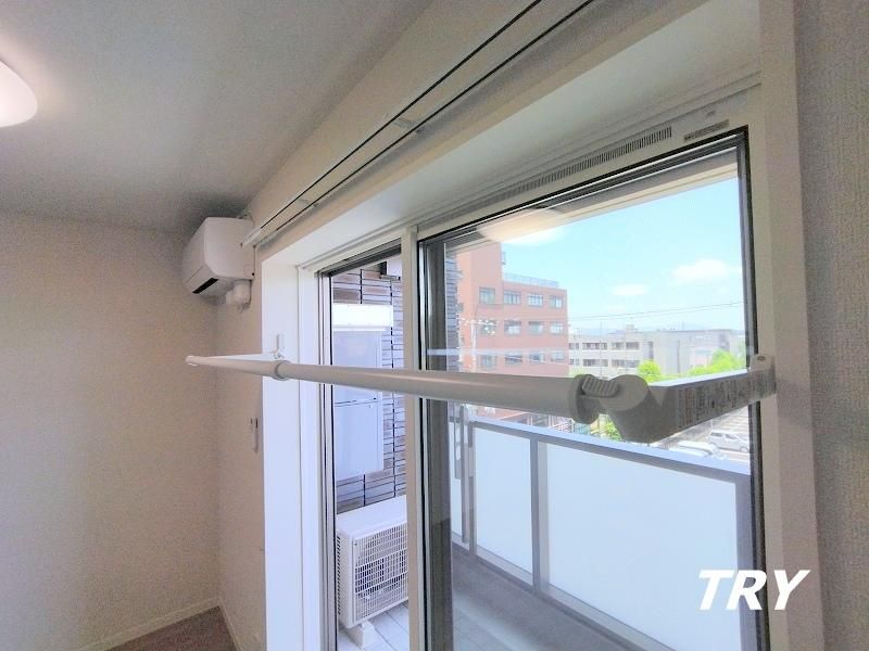 �y���̑��ݔ��z�@