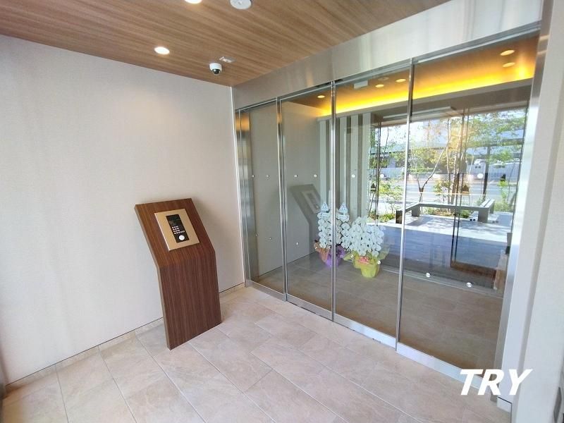 �y�G���g�����X�z�@