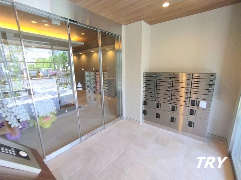 �y�G���g�����X�z�@