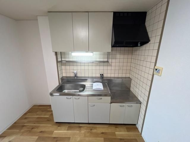 �y�L�b�`���z�@