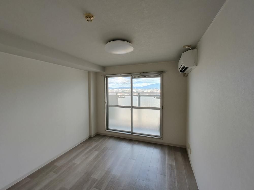 �y���ԁE���r���O�z�@