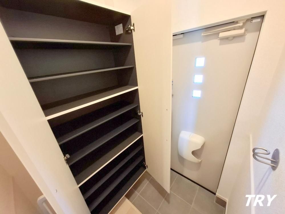 �y���ցz�@