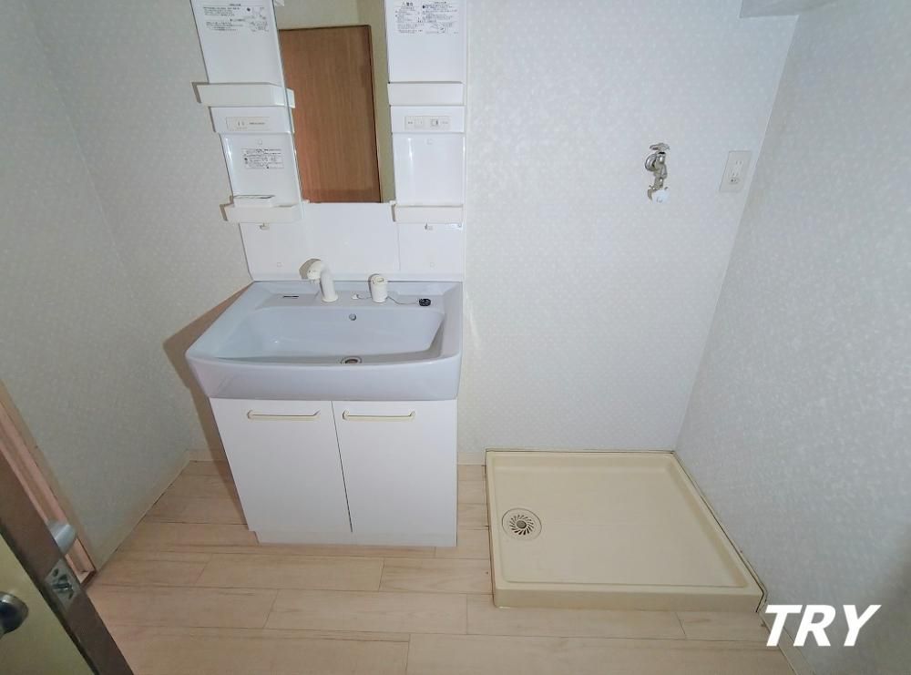 �y���ʏ��z�@