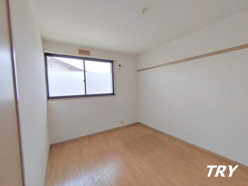 �y�Q���z�@