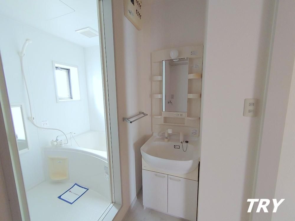 �y���ʏ��z�@