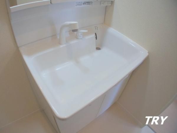 �y���ʏ��z�@�V�����v�[�h���b�T�[