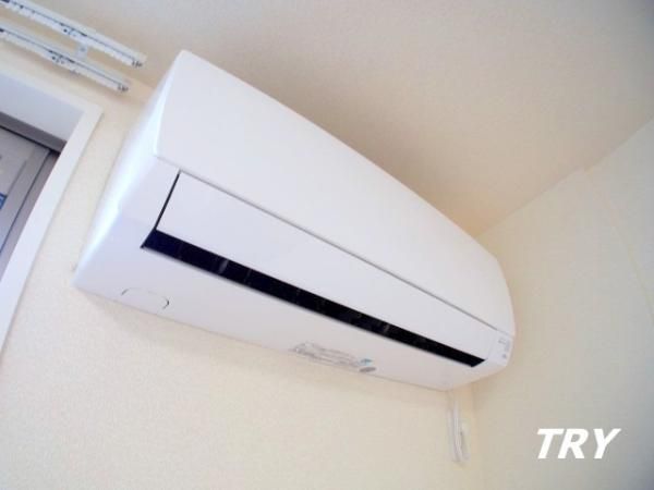 �y���̑��ݔ��z�@�G�A�R��