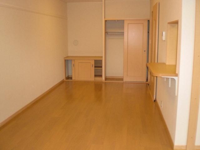 �y���ԁE���r���O�z�@