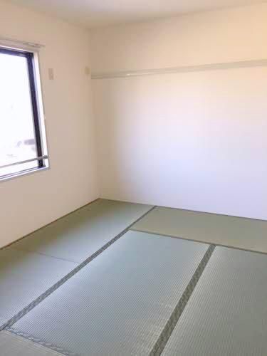 �y�Q���z�@