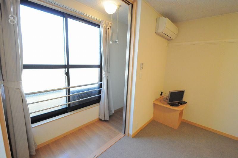 �y�o���R�j�[�z�@