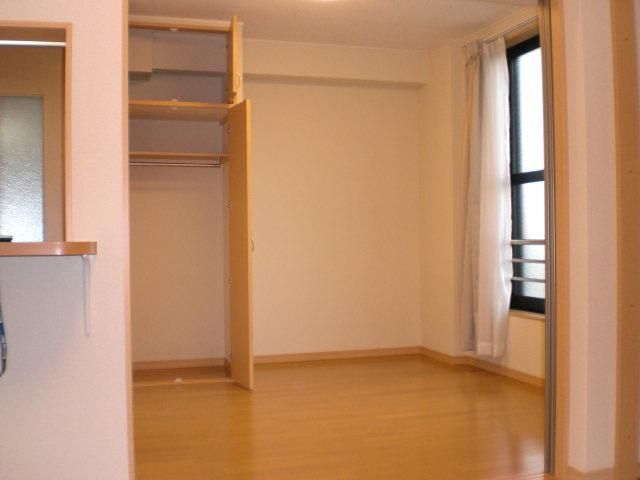 �y�Q���z�@