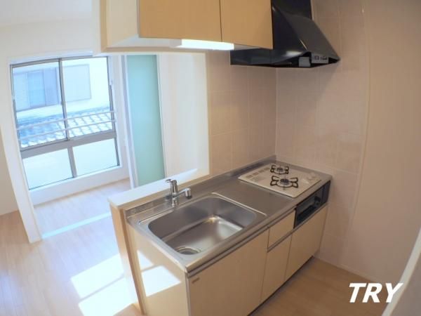 �y�L�b�`���z�@