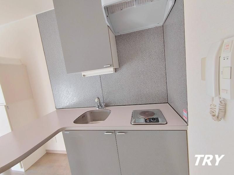 �y�L�b�`���z�@