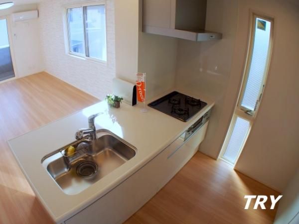 �y�L�b�`���z�@