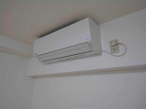 �y���̑��ݔ��z�@