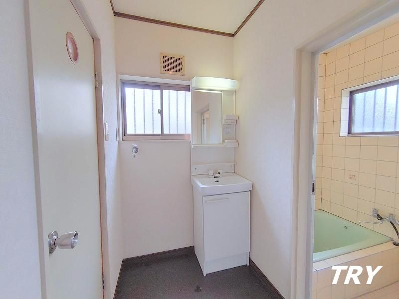 �y���ʏ��z�@