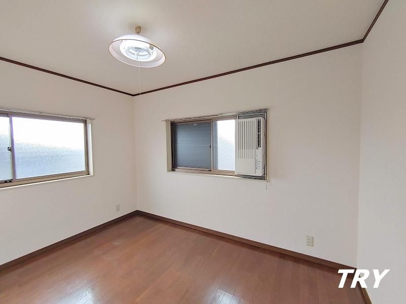 �y�Q���z�@