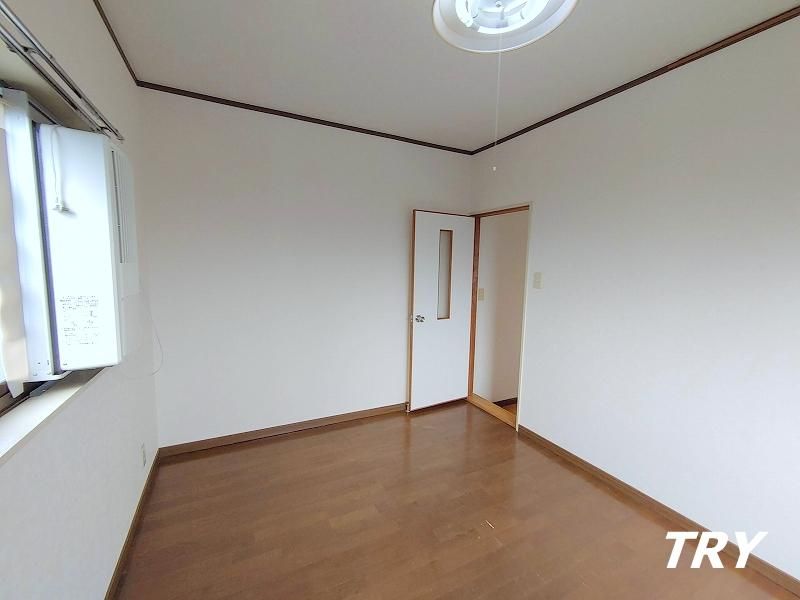 �y�Q���z�@