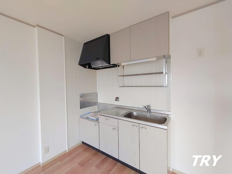 �y�L�b�`���z�@