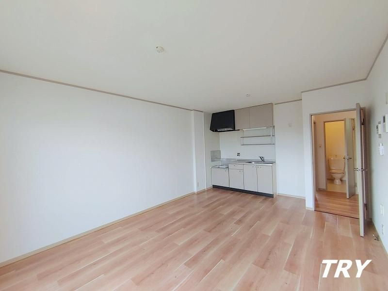 �y�����E���r���O�z�@