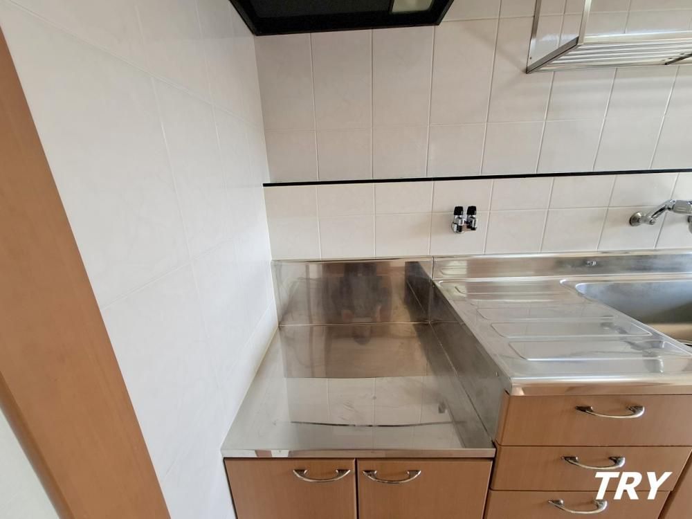 �y�L�b�`���z�@