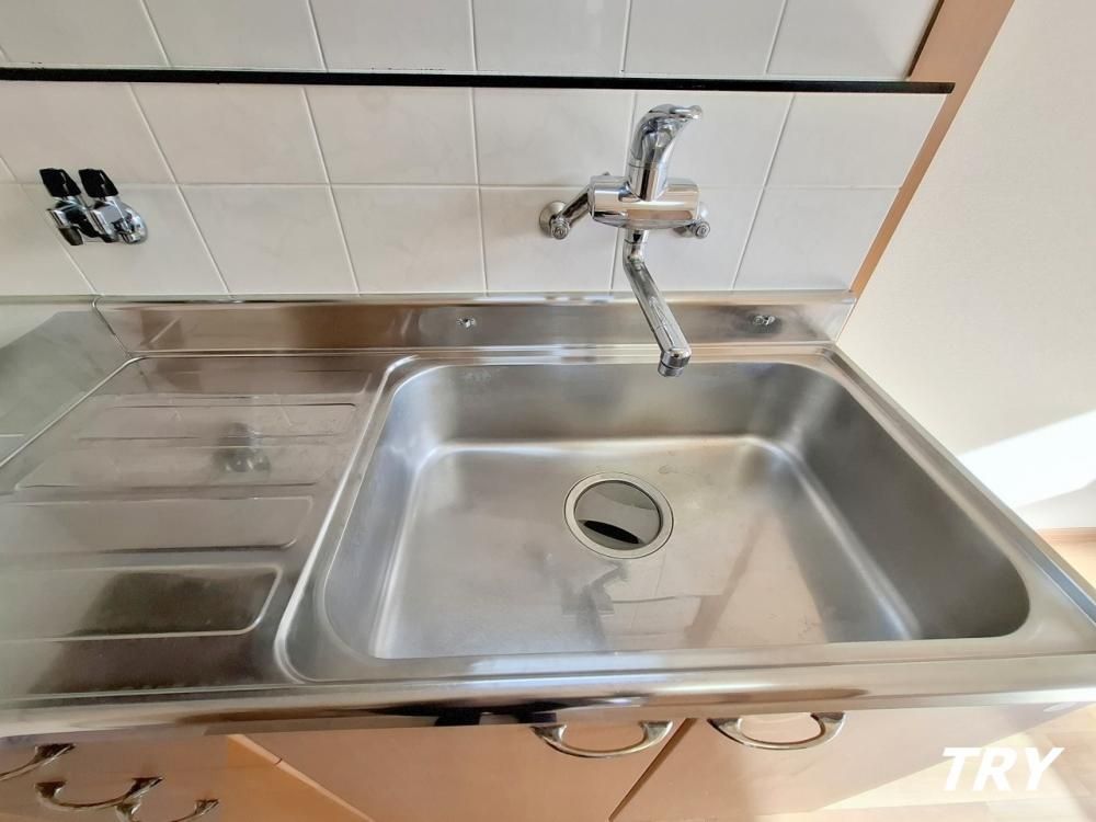 �y�L�b�`���z�@