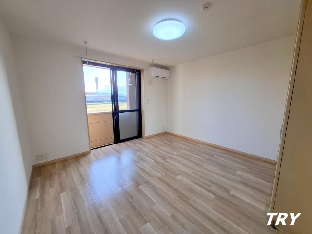 �y�Q���z�@