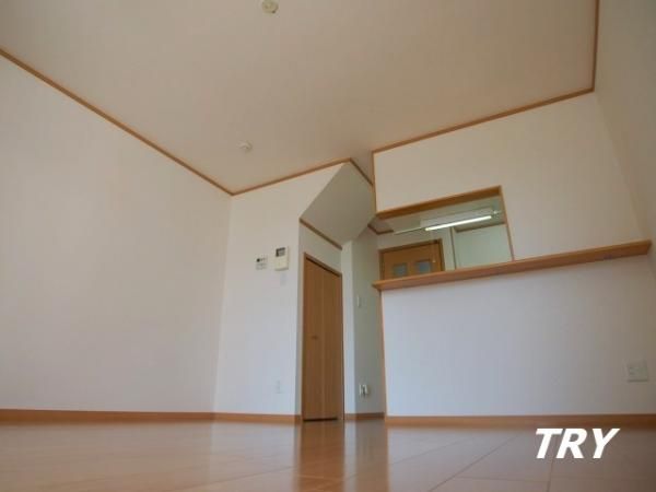 �y�����E���r���O�z�@