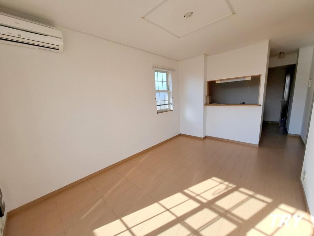 �y�����E���r���O�z�@