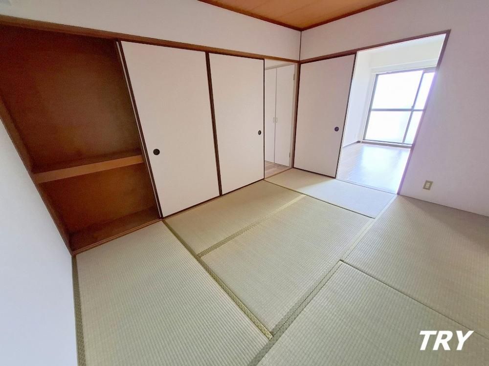 �y�Q���z�@