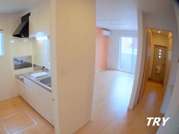 �y�����E���r���O�z�@