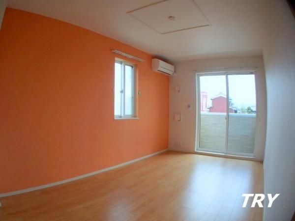 �y�����E���r���O�z�@