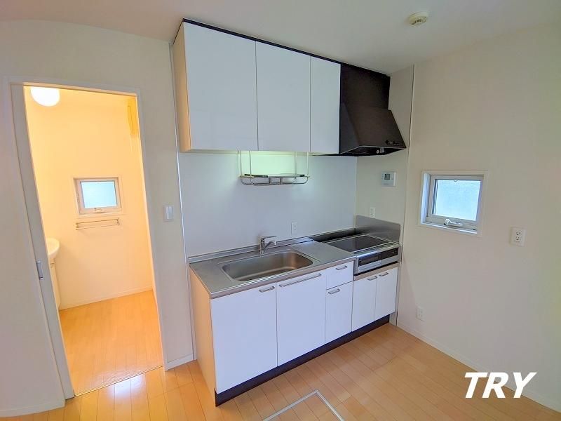 �y�L�b�`���z�@