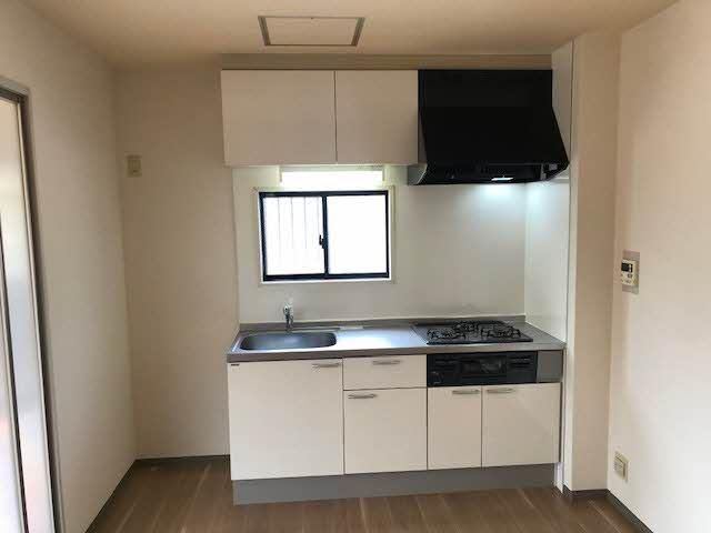 �y�L�b�`���z�@