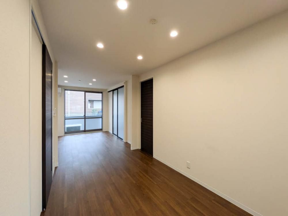 �y���ԁE���r���O�z�@