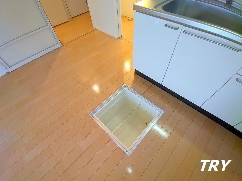 �y���[�z�@