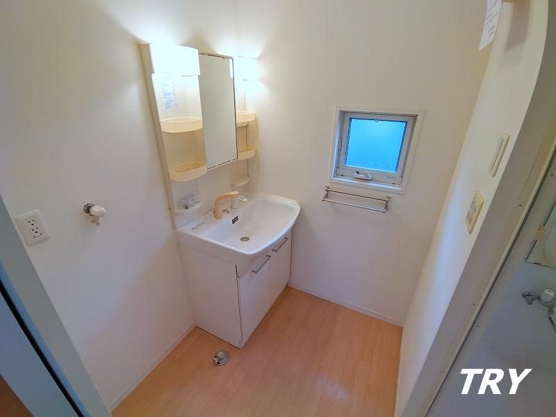 �y���ʏ��z�@