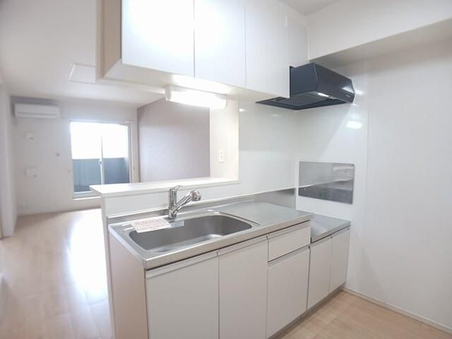 �y�L�b�`���z�@