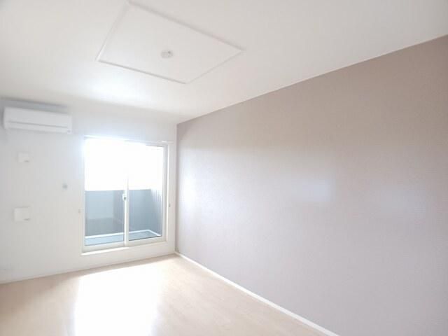 �y���ԁE���r���O�z�@