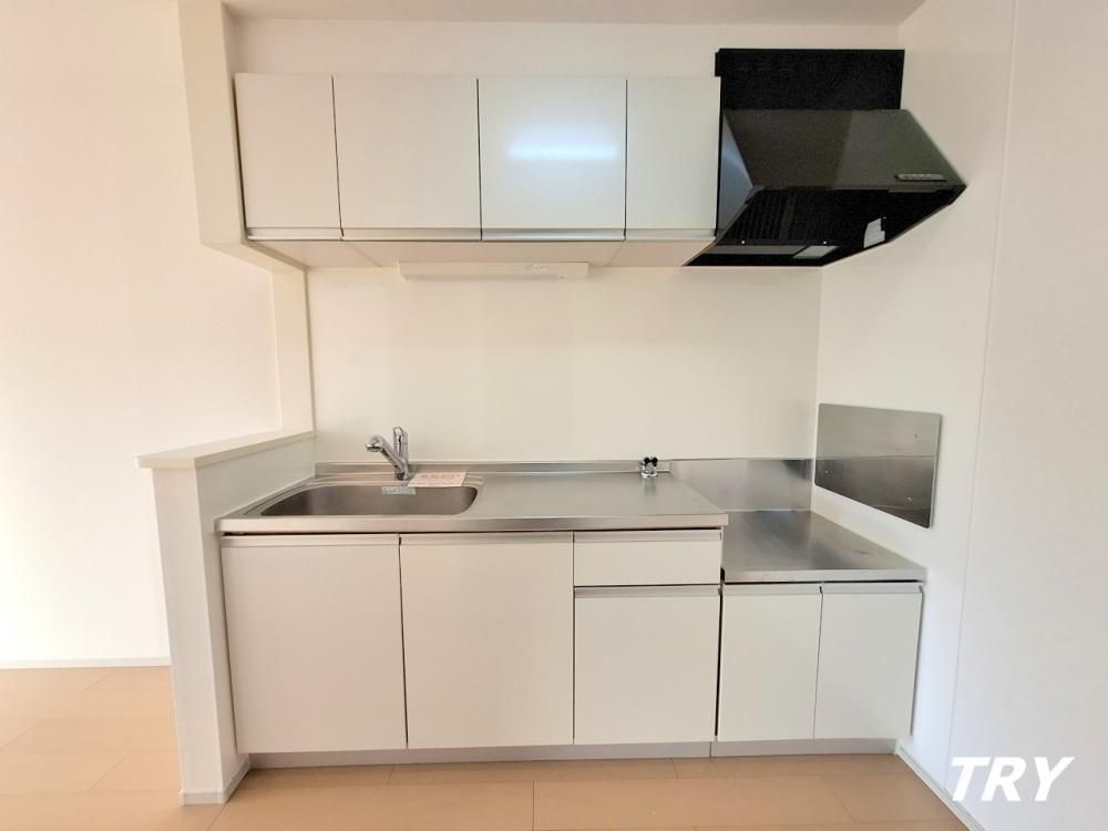 �y�L�b�`���z�@