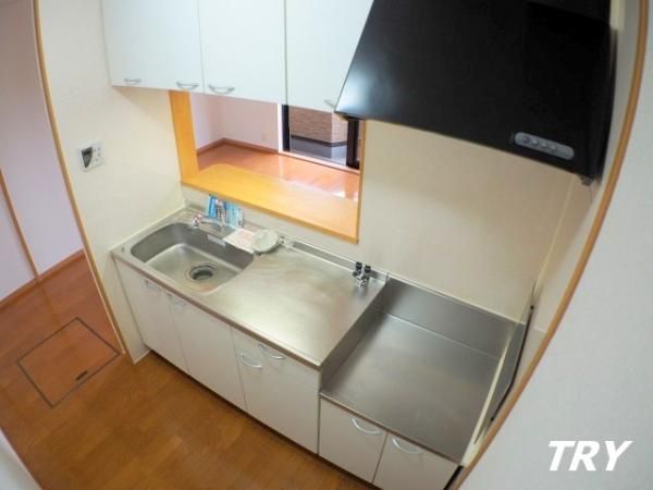 �y�L�b�`���z�@