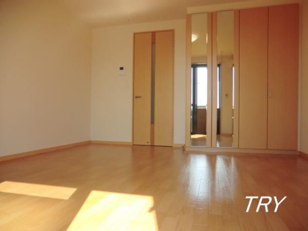 �y�Q���z�@