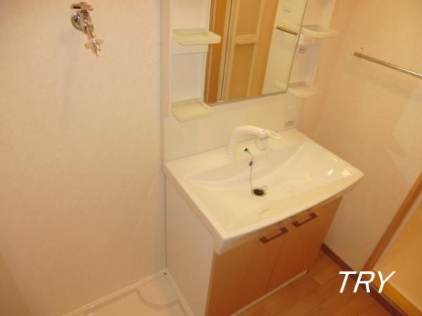 �y���ʏ��z�@