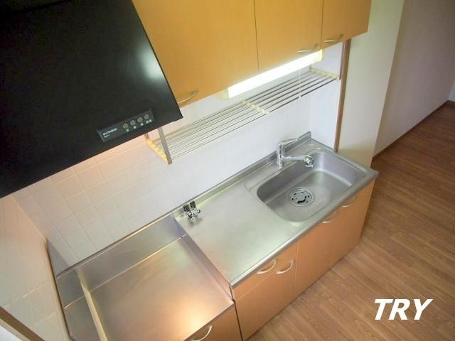 �y�L�b�`���z�@