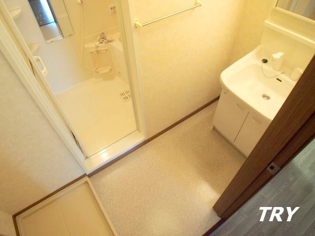 �y���ʏ��z�@