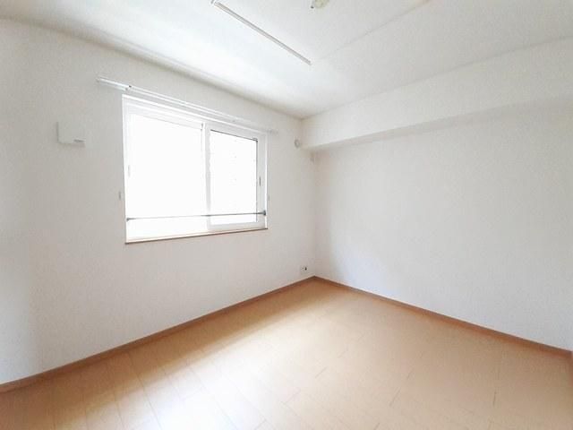 �y�Q���z�@