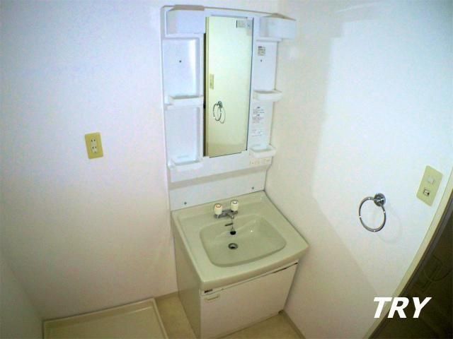 �y���ʏ��z�@