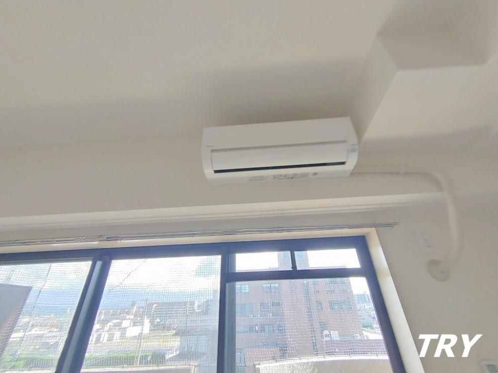 �y���̑��ݔ��z�@