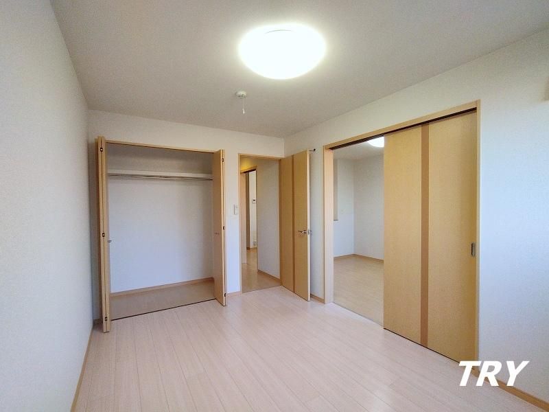 �y�Q���z�@