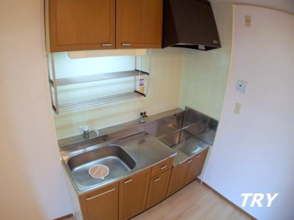 �y�L�b�`���z�@